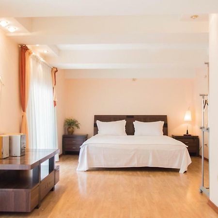 Deribasovskaya,16/1 Apartment Odessa Ngoại thất bức ảnh